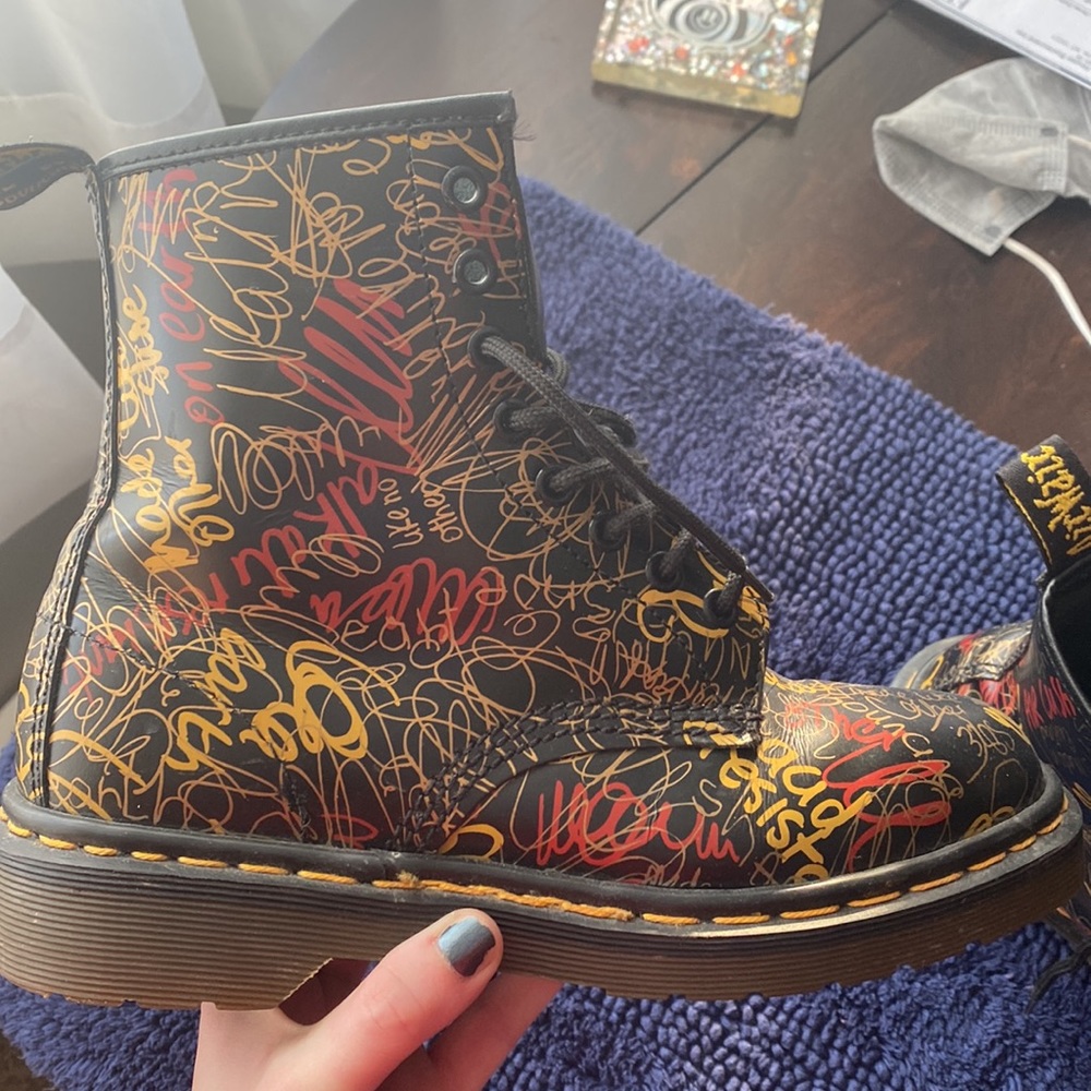 GRAFFITI DOC MARTENS, VERY LIGHTLY WORN
